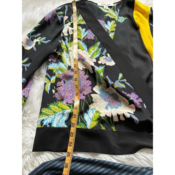 Diane Von Furstenberg blouse - Picture 8 of 10